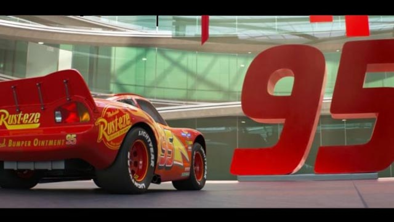 Watch Lightning McQueen Comes Home In Extended Teaser For Cars 3