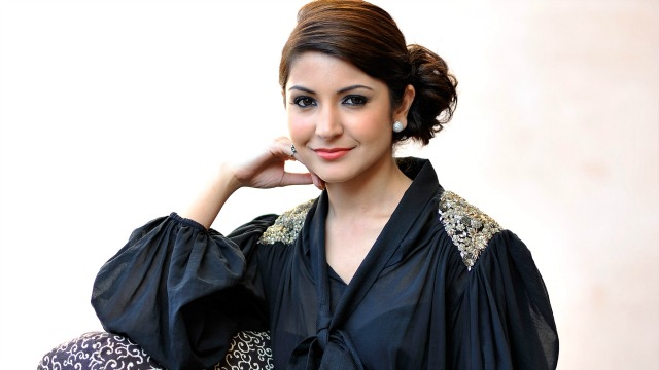 WHOA! Anushka Sharma is the FIRST Indian female actor to ...