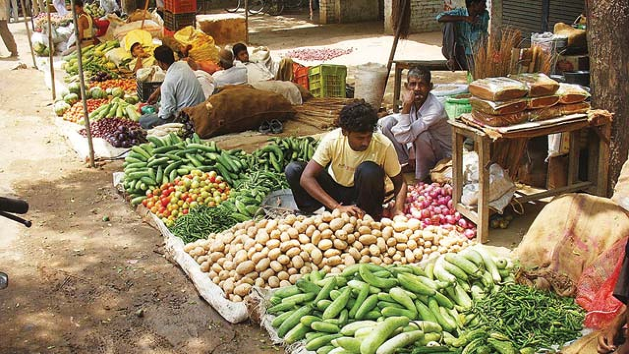 Vegetable supply dips as temperature soars in city