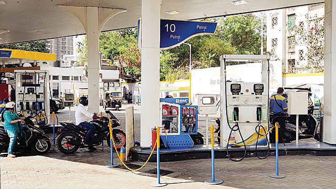 SDMC makes construction of toilets at petrol pumps a must