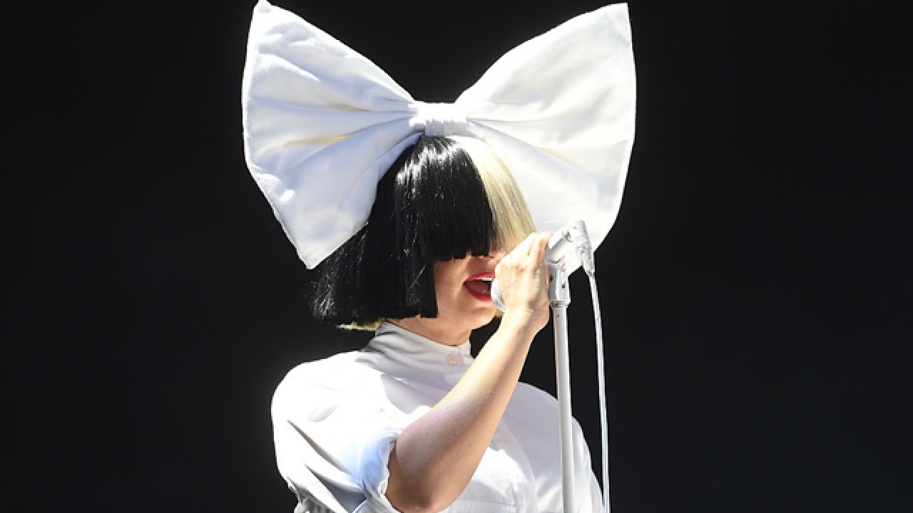 Sia announces first-ever Christmas album!