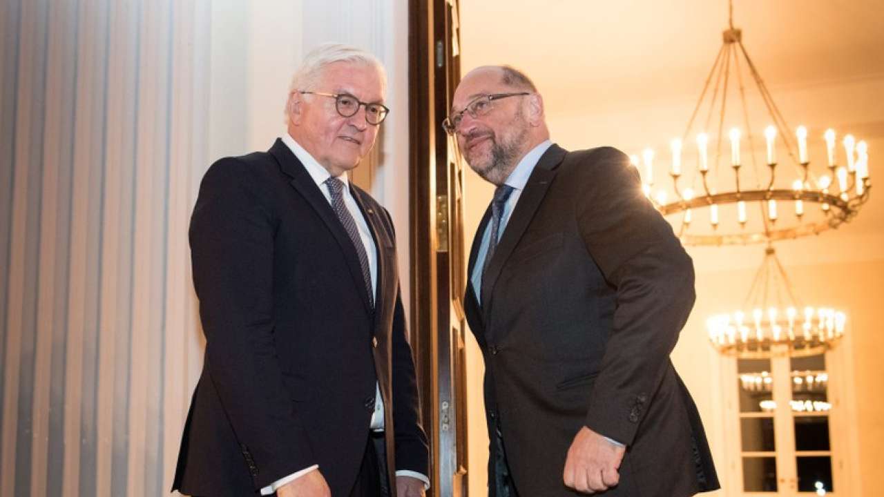 Schulz ready for tense talks with Merkel Schulz ready for tense talks with Merkel