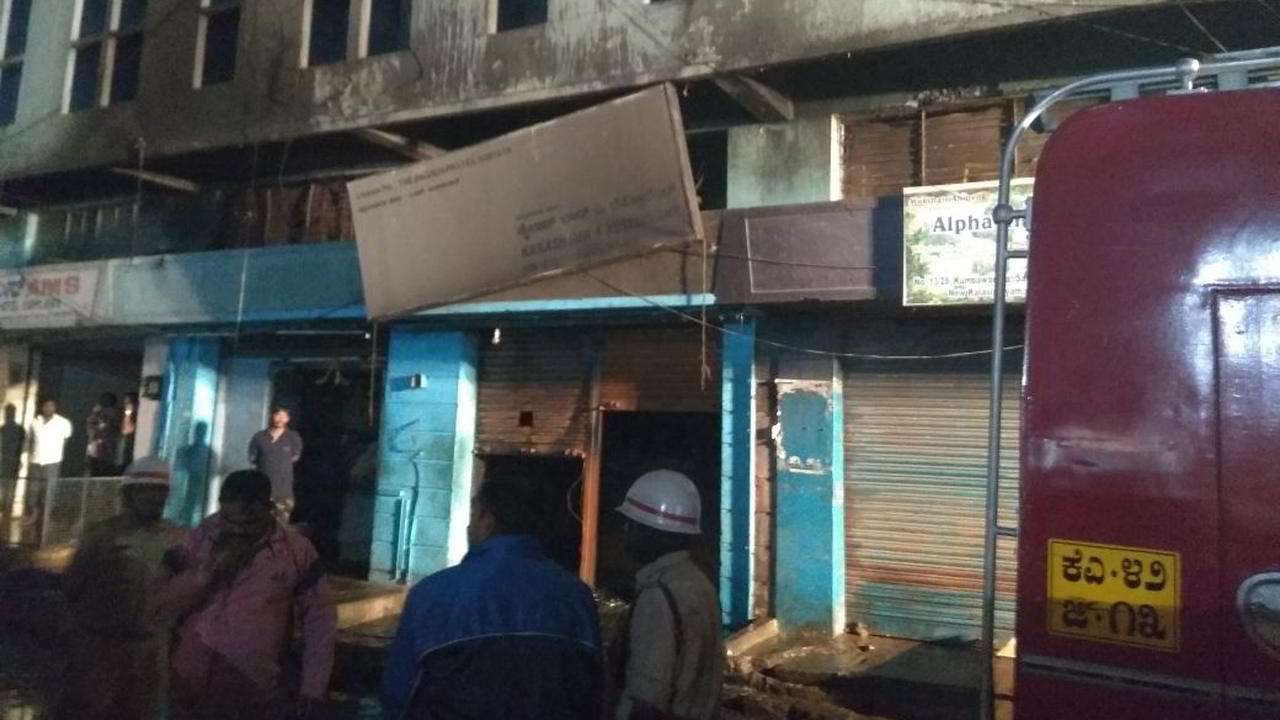 Five employees charred to death after fire breaks out at Bengaluru restaurant Five employees charred to death after fire breaks out at Bengaluru restaurant