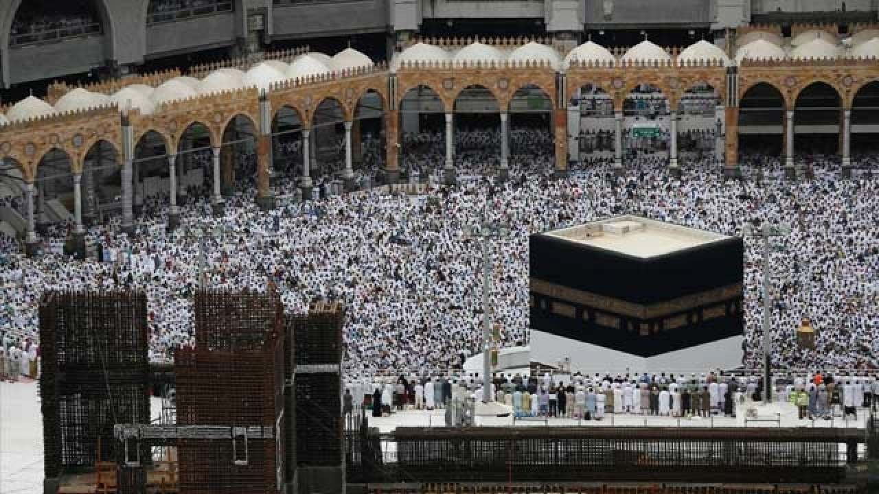 Only tour agents benefitted from Haj subsidy: Khader Only tour agents benefitted from Haj subsidy: Khader