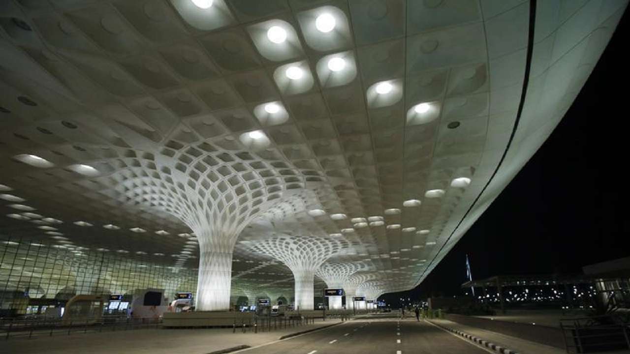 Mumbai airport sets new flight handling world record Mumbai airport sets new flight handling world record