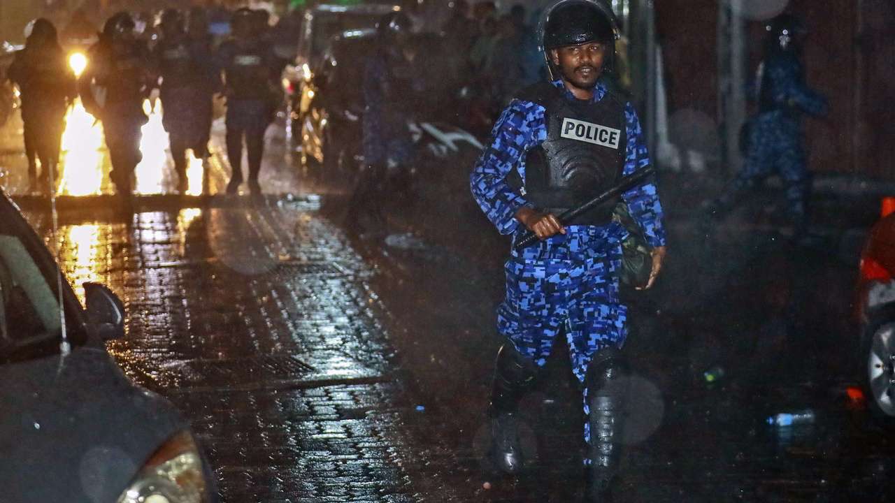 Maldives police arrest chief justice, another judge under state of emergency