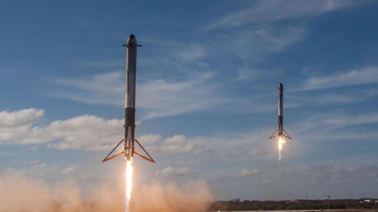 SpaceX to Launch Tesla Roadster Into Space SpaceX to Launch Tesla Roadster Into Space