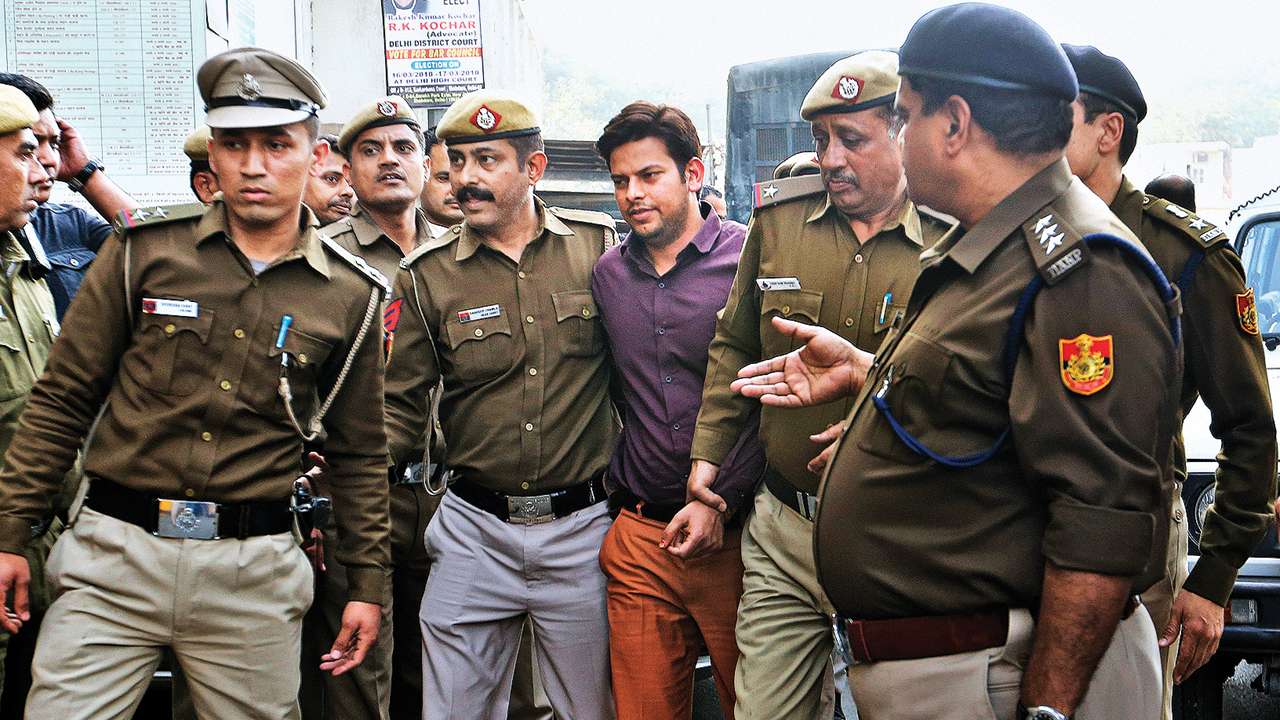 Delhi CS assault: Two AAP MLAs refuse cops' call for questioning
