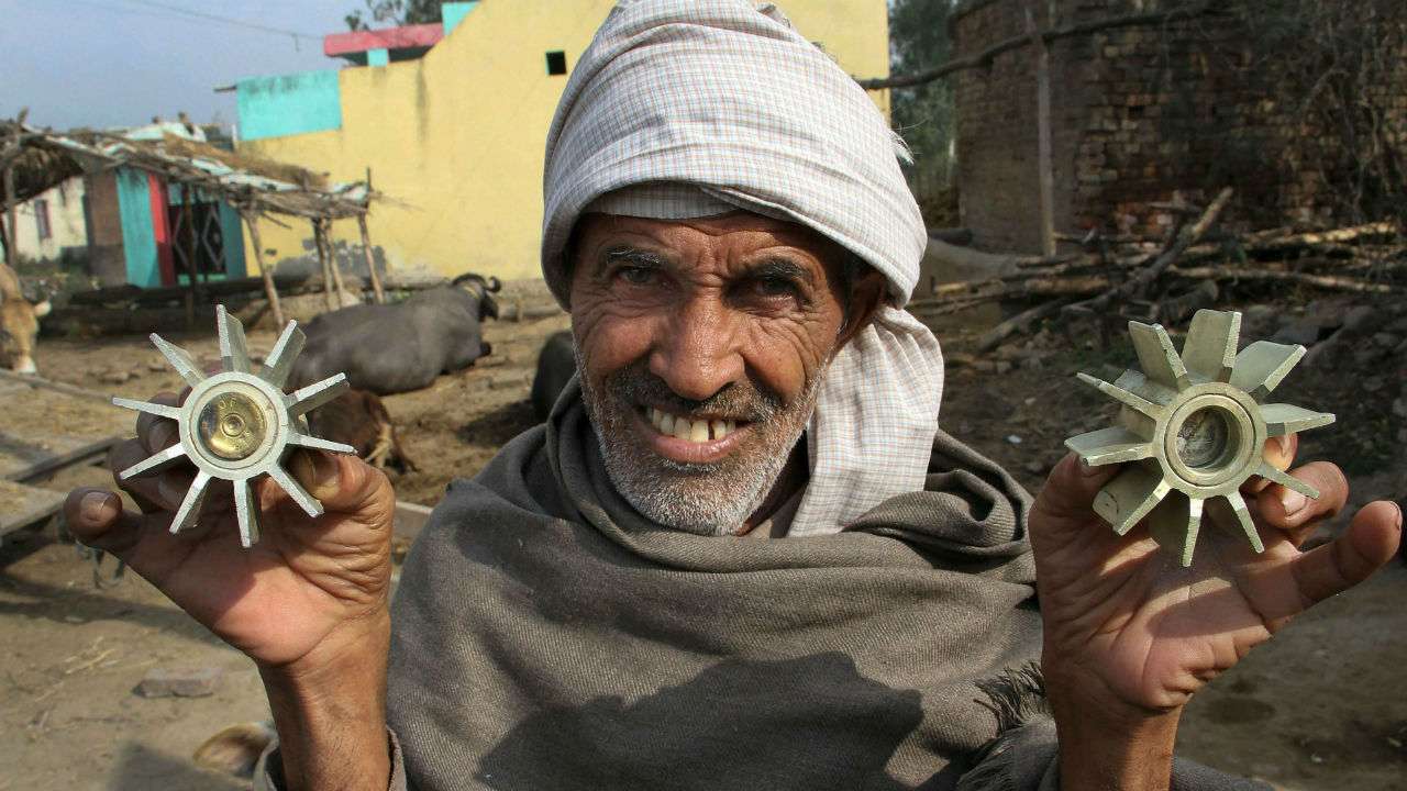 Heavy shelling along LoC consumes more lives Heavy shelling along LoC consumes more lives