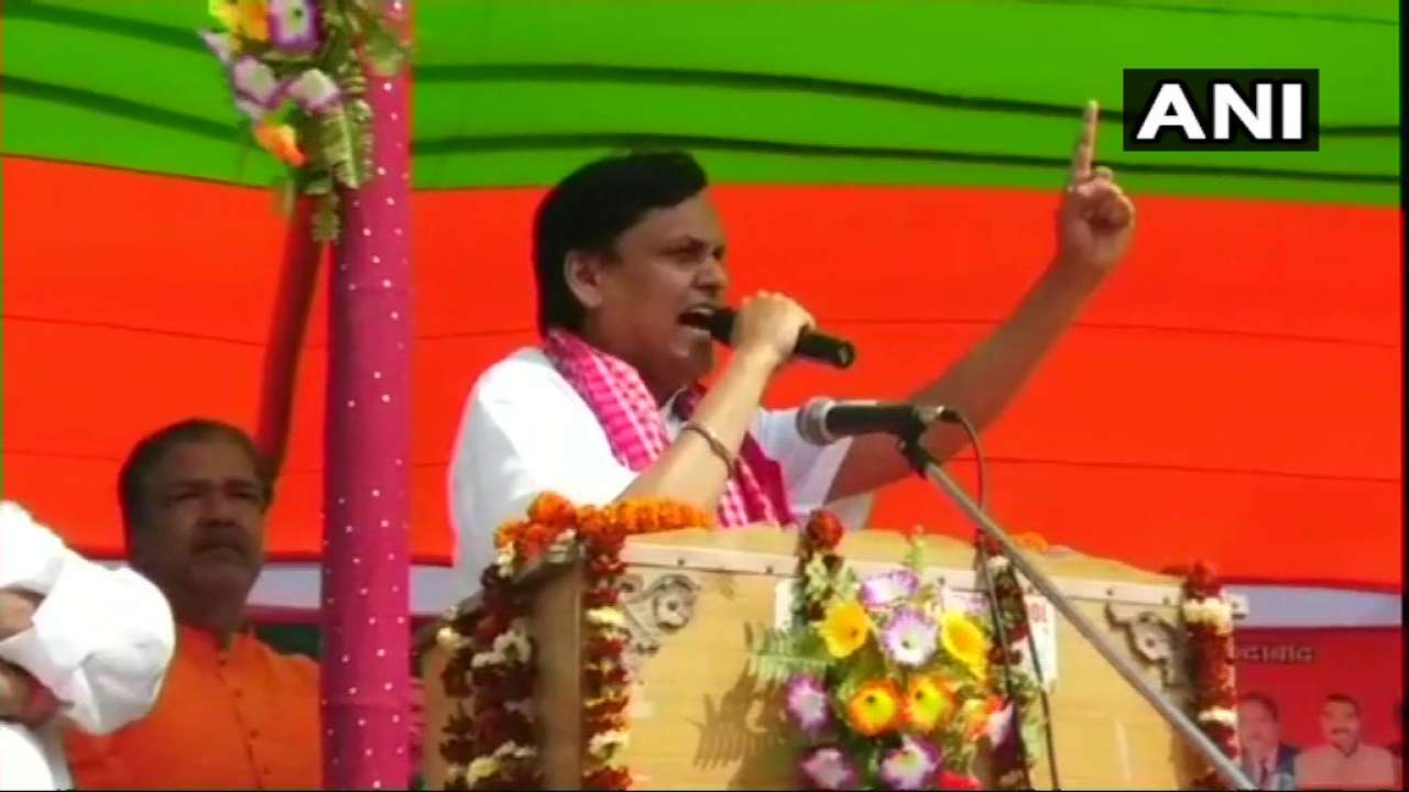 Voting for bypolls in Bihar, Uttar Pradesh underway Voting for bypolls in Bihar, Uttar Pradesh underway