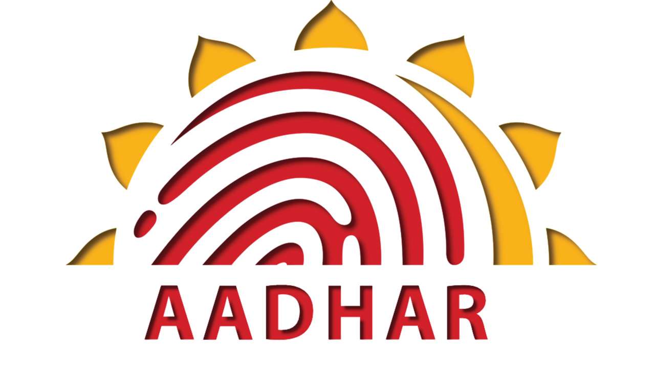 Aadhaar: Supreme Court Extends Deadline for Linking With Mobile Phone Connections Aadhaar: Supreme Court Extends Deadline for Linking With Mobile Phone Connections