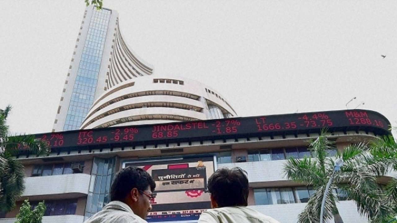 Sensex Closes 150 Points Lower, Nifty Gives Up 10400