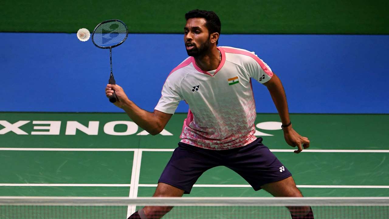Sindhu enters semis after thrilling win over Okuhara Sindhu enters semis after thrilling win over Okuhara