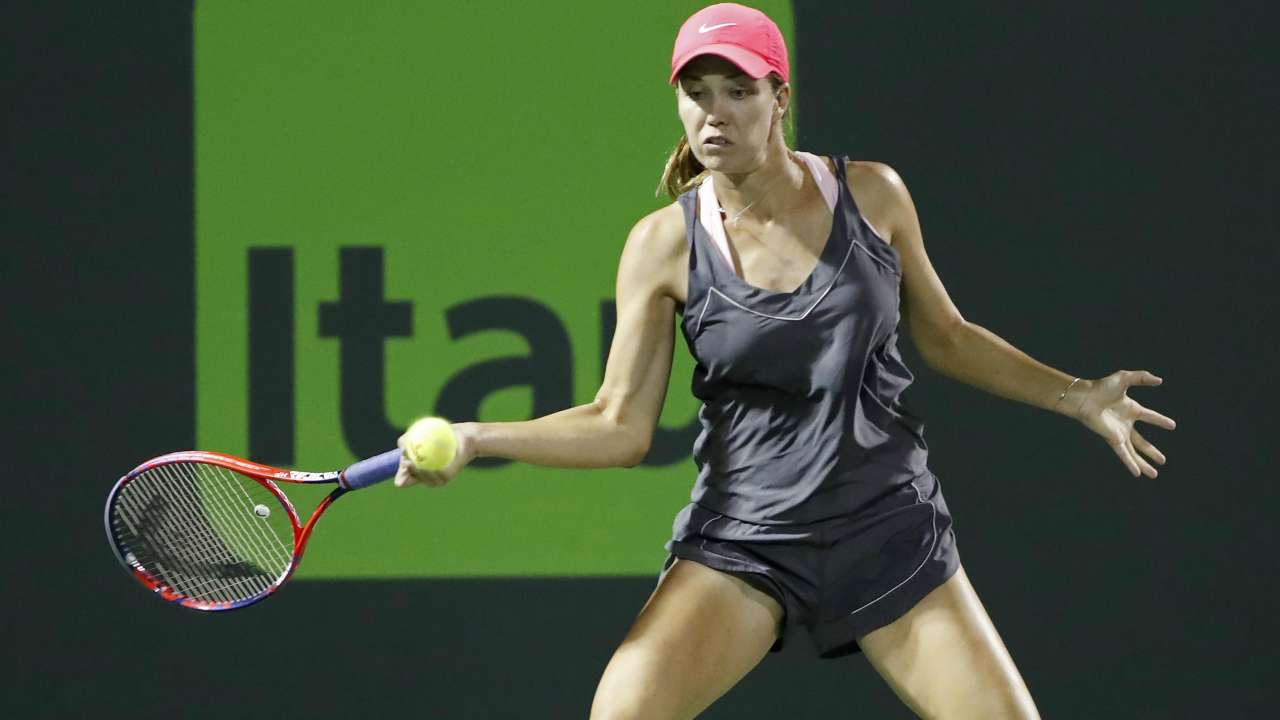 Miami Open: Qualifier Danielle Collins stuns idol Venus Williams to