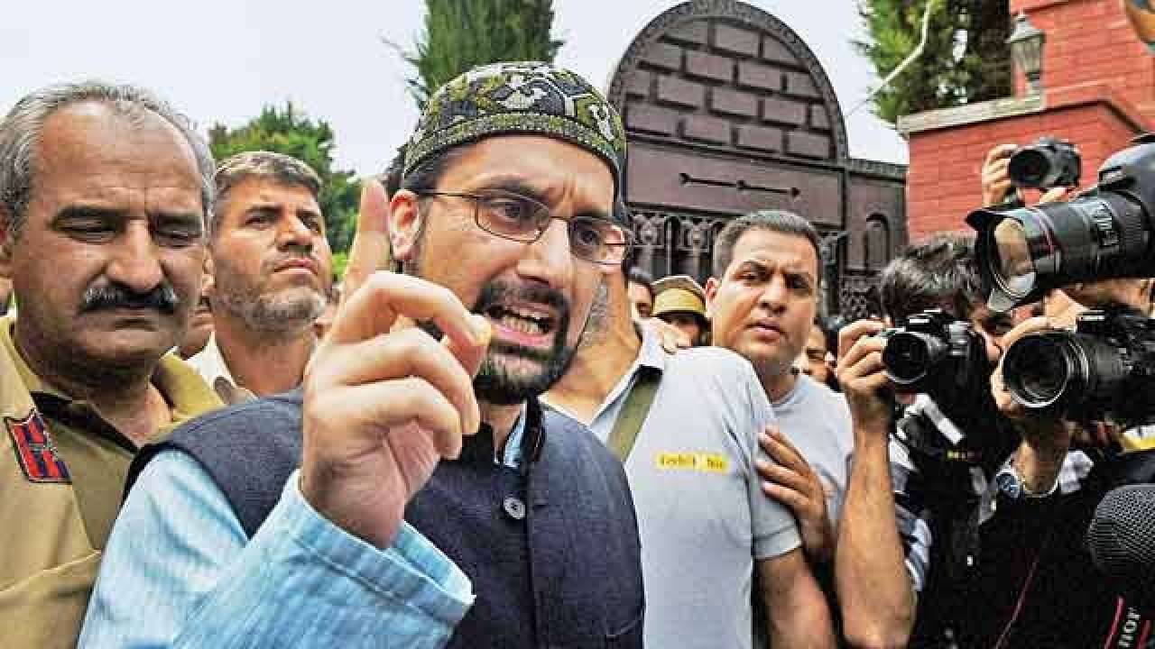 Hurriyat chief Geelani's house arrest restrictions lifted after 8 years