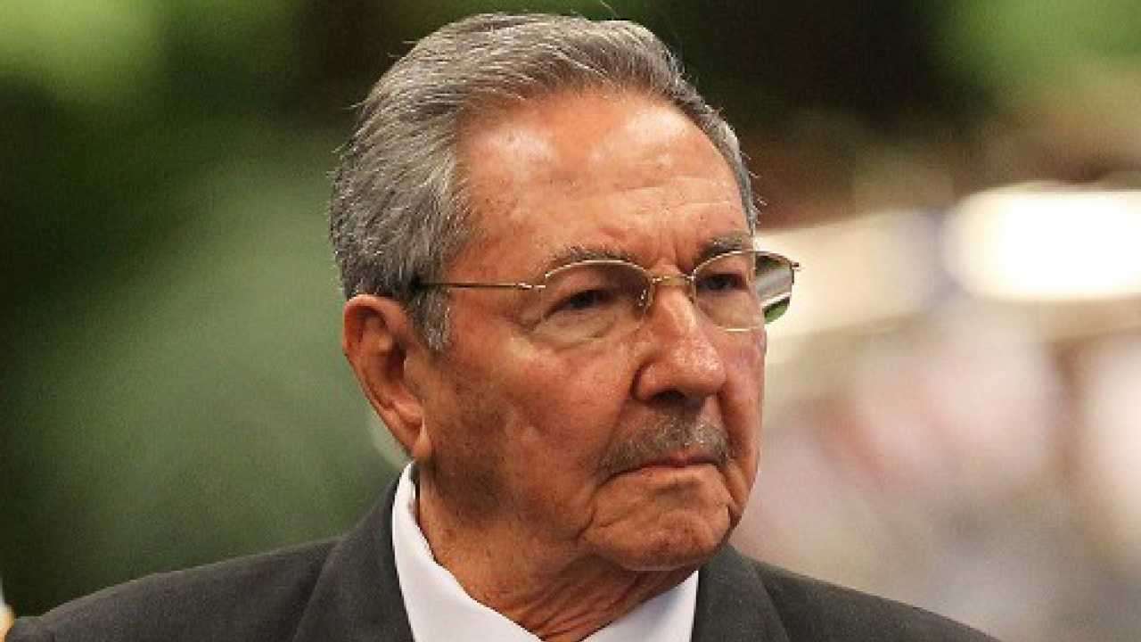 Cuba to Begin Session to Elect New President a Day Early