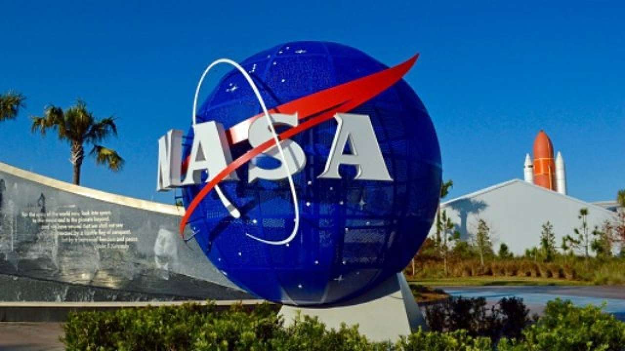 NASA and ESA Want to Bring Mars Soil Samples Back to Earth