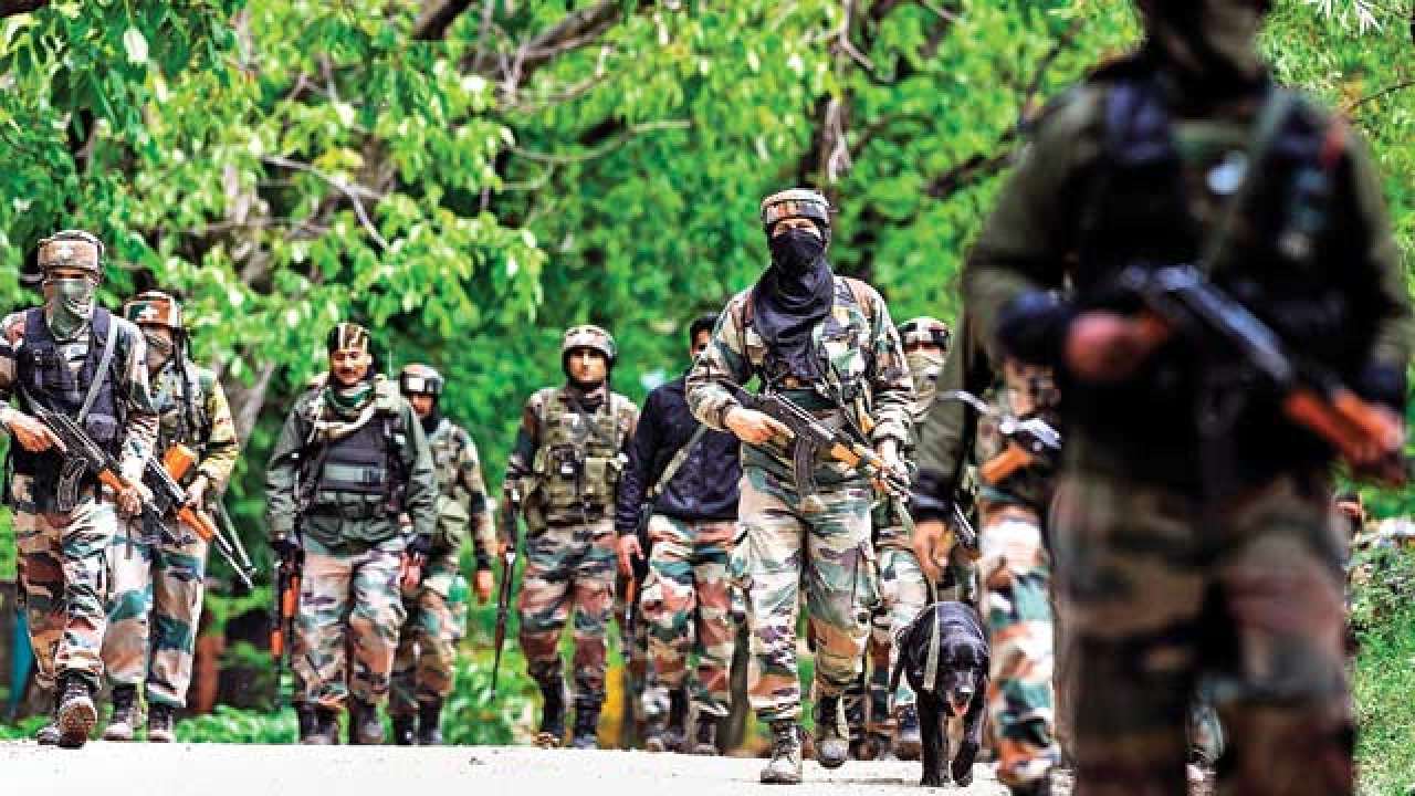 Encounter underway between security forces and terrorists in Pulwama Encounter underway between security forces and terrorists in Pulwama