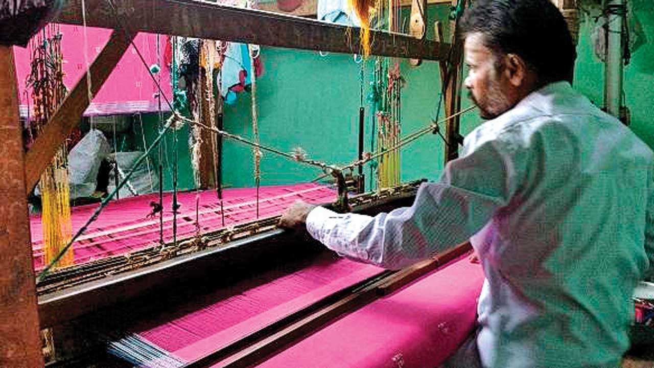 Form GST antiprofiteering authority, weavers demand in Surat