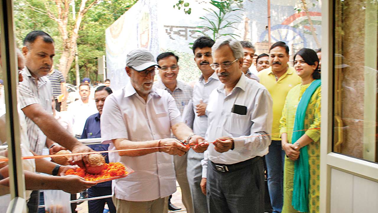 L-G Anil Baijal inspects beautification of spaces under ... - 1280 x 720 jpeg 118kB