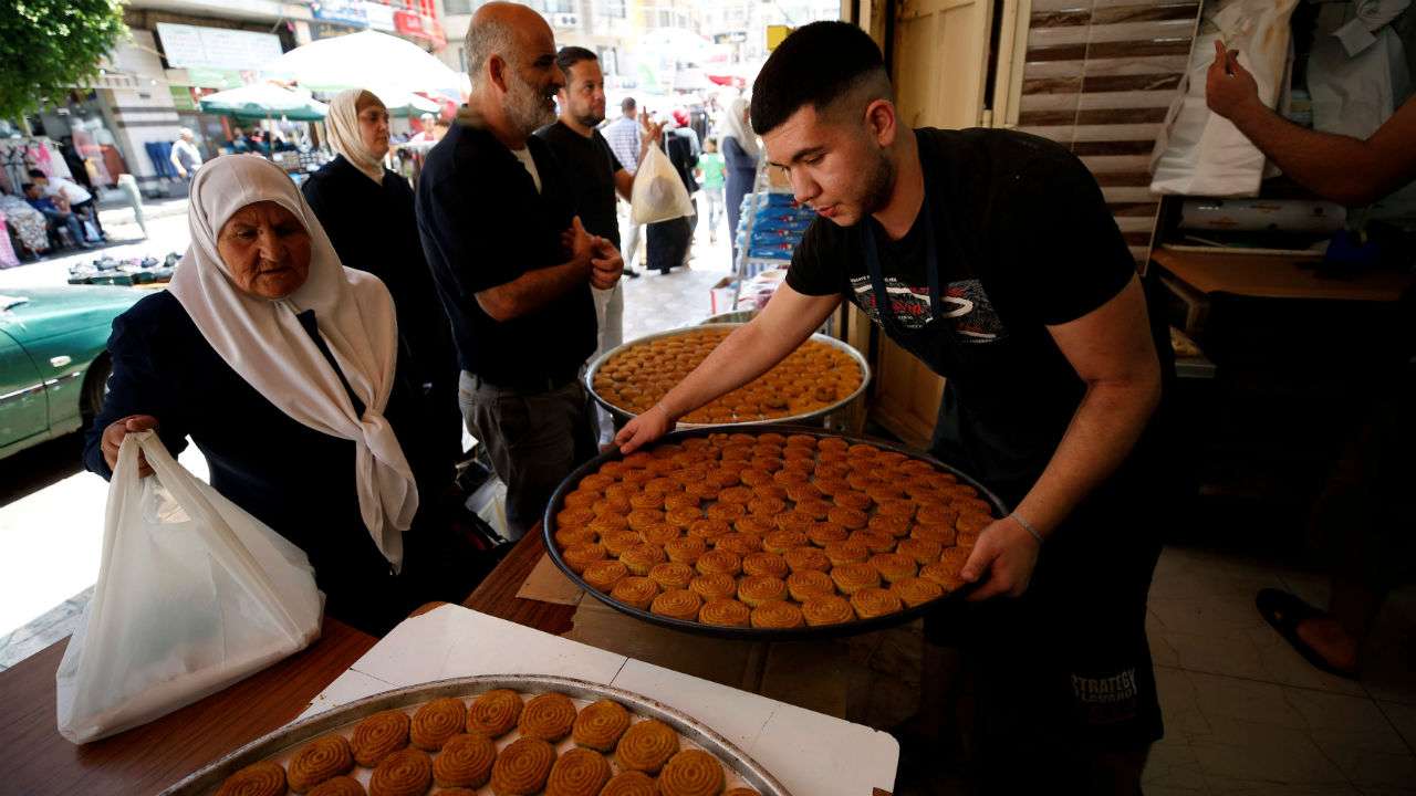 Palestinian vendor