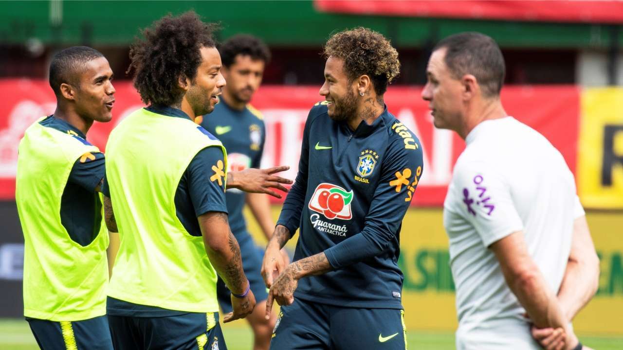 Neymar roasted for World Cup con job as Brazil defeats Costa Rica Neymar roasted for World Cup con job as Brazil defeats Costa Rica