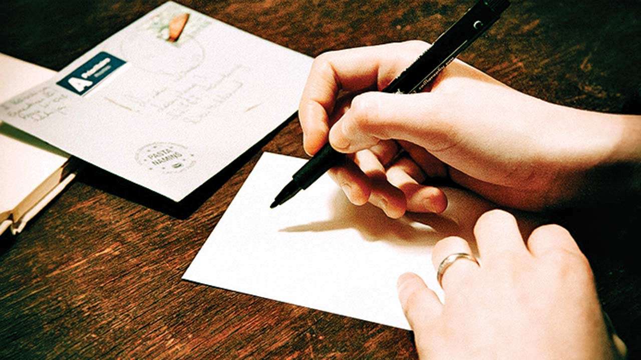 Gujarat To revive letter writing, postal department organises national