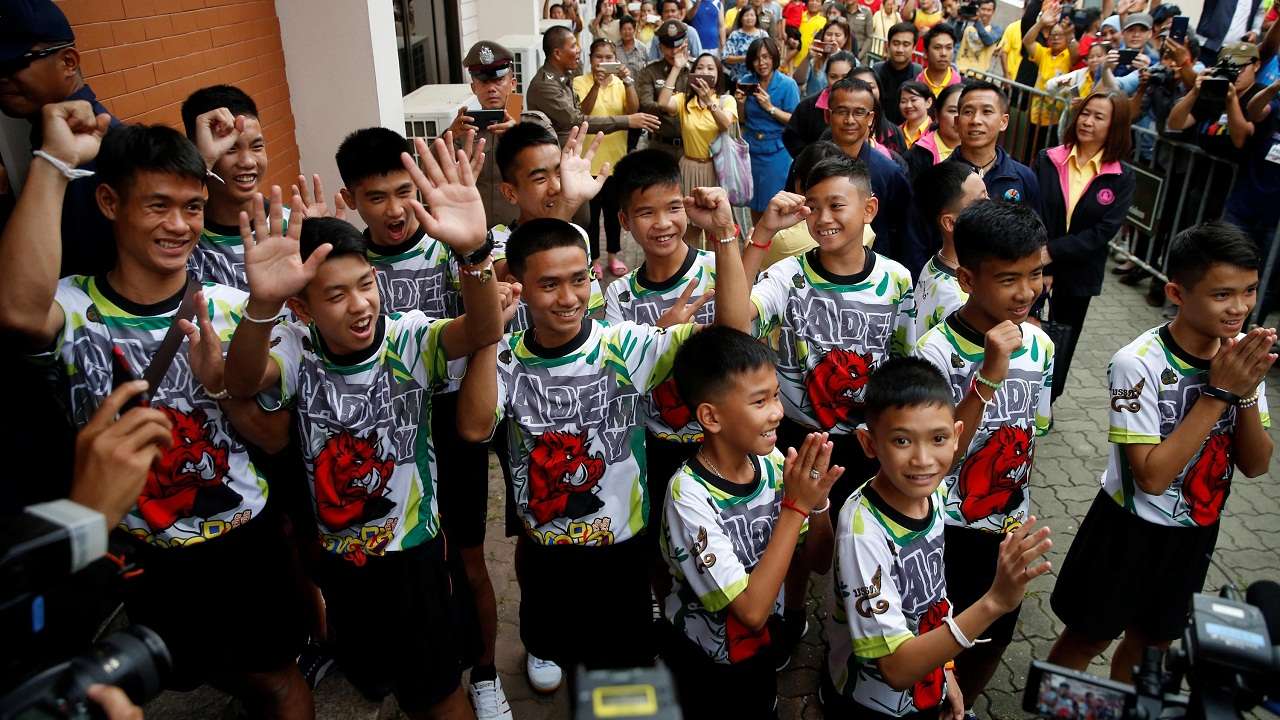 Australian diver opens up for about Thai soccer team rescue