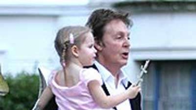 Paul McCartney puts young daughter before his career | Latest News