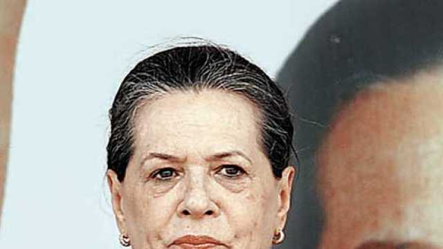 Delhi court discharges Sonia Gandhi&#39;s aide <b>Vincent George</b> in DA case - 303875-sonia-gandhi-rna
