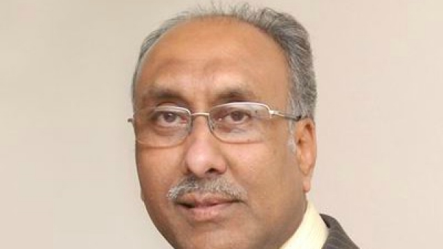 Rbi governor says forex reserves comfortable