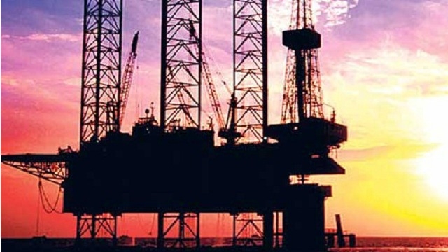 Oil prices fall as weak China data, oversupply drag on markets
