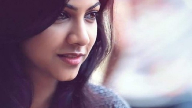 'Premam' actress Madonna Sebastian releases her first ... - 640 x 360 jpeg 65kB