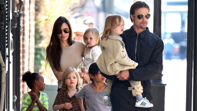 Angelina Jolie with husband Brad Pitt and their kids