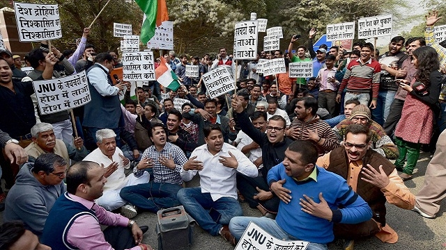 Rahul Gandhi visits JNU; faces black flags, 'go back' slogans