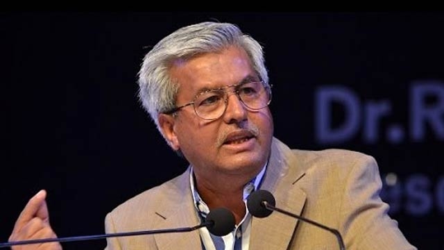SC Bar Association chief <b>Dushyant Dave</b> resigns after executive committee ... - 426528-dushyant-dave-youtube-grab