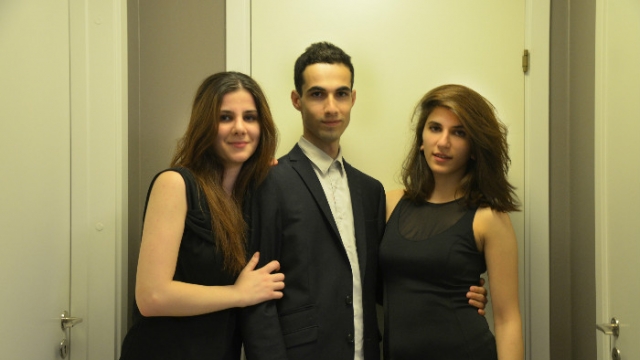 Swedish fans of SRK- Beyar Abdulla, Guldem Dilmar and Zeynep Dilmar