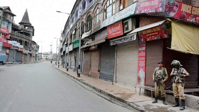 Indian forces fire at Kashmir protesters, killing young man