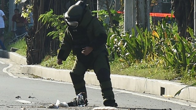 528013-bomb-detonated-manila-us-embassy-philippines-afp.jpg