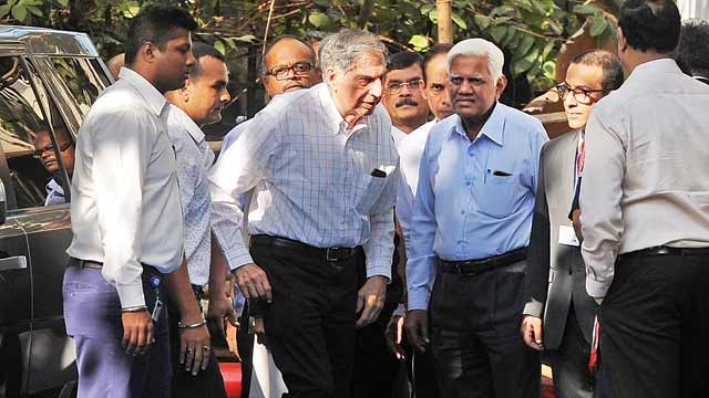 Tata Motors' Union extends support to Ratan Tata