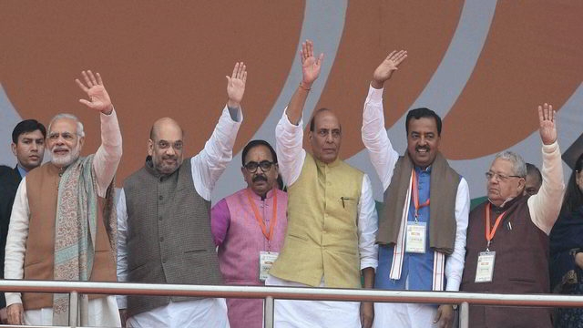 http://static.dnaindia.com/sites/default/files/styles/half/public/2017/01/02/534650-modi-amit-shah-up-rally.jpg