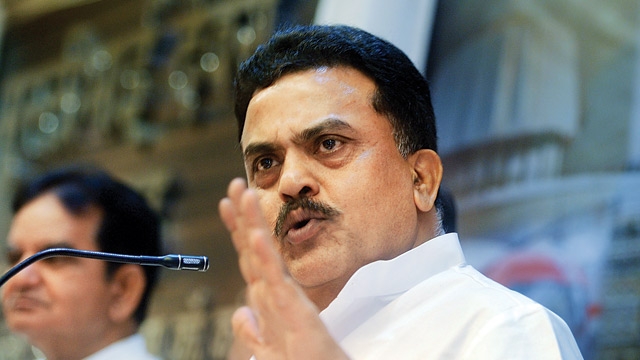 BMC polls: Mumbai Congress chief Sanjay Nirupam offers resignation BMC polls: Mumbai Congress chief Sanjay Nirupam offers resignation
