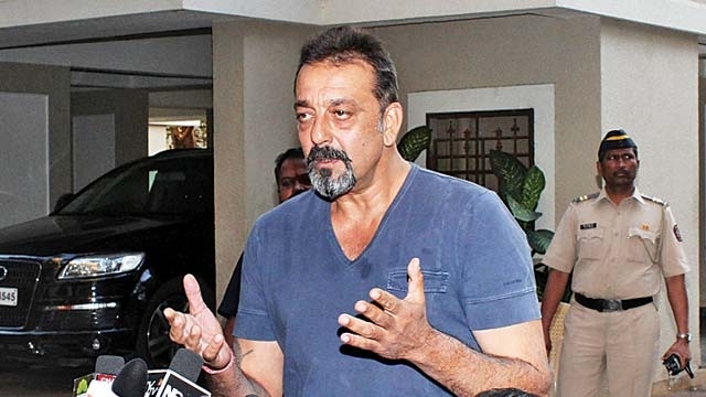 This is why Sanjay Dutt wanted to break daughter Trishala's legs