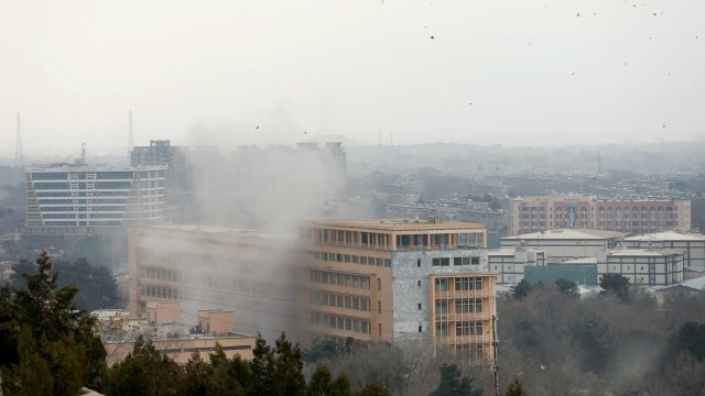 554802-kabul-military-hospital-attack-afghanistan-reuters.jpg