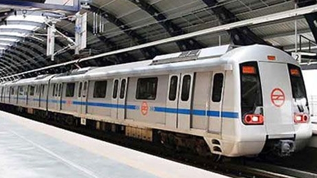 Porn clip played at Rajiv Chowk metro station, video goes viral