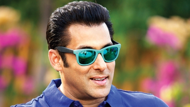 Salman Khan Spills The Beans On His First Heartbreak! Details Inside…