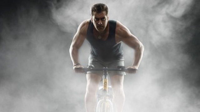Salman Khan Gives Out A Piece Of Advice On Reckless Driving!