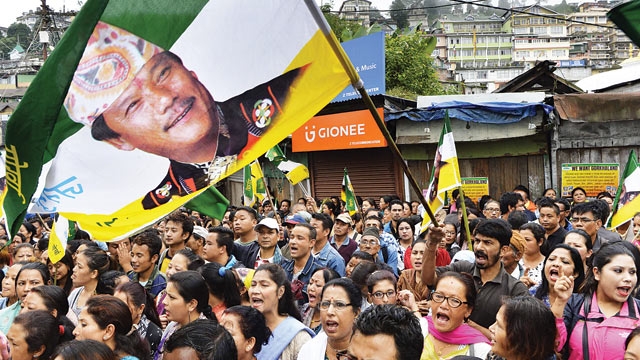 West Bengal: TMC office, NBSTC counter set ablaze in Kalimpong West Bengal: TMC office, NBSTC counter set ablaze in Kalimpong