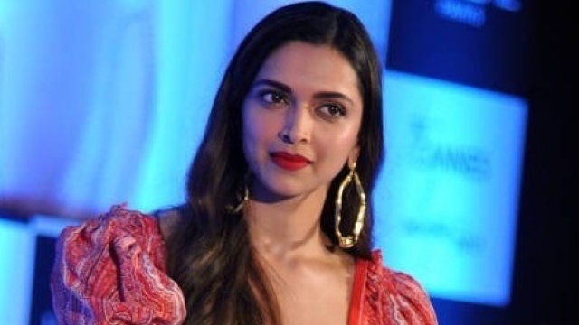 Whoa! Is Deepika Padukone charging this much fees for doing 'Padmavati