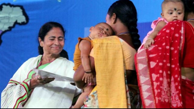 CM lashes out at BJP for eliminating LPG subsidy CM lashes out at BJP for eliminating LPG subsidy